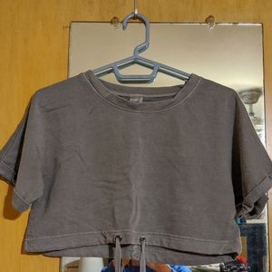 Zyia cropped shirt sleeved sweatshirt